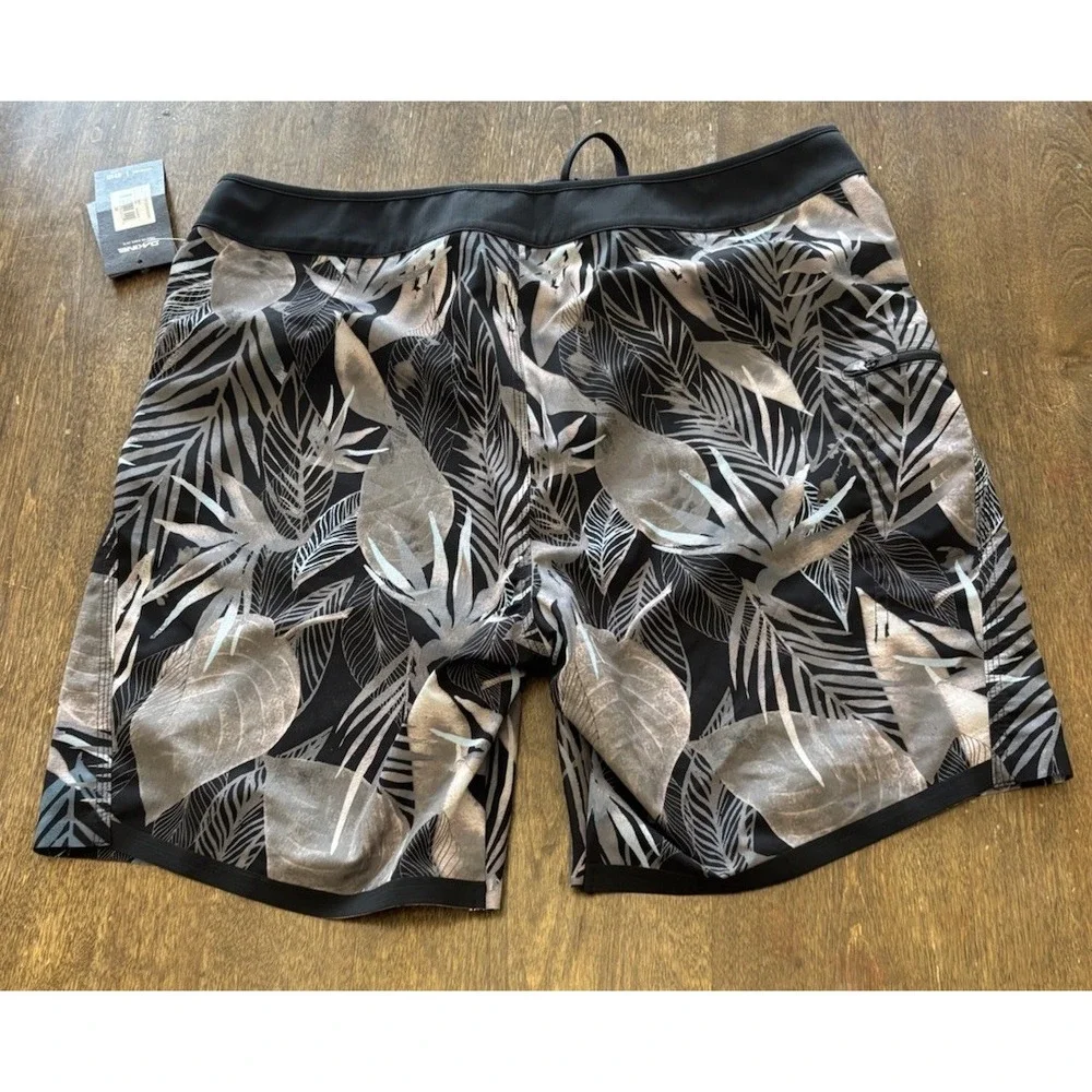 Dakine Men's Black Gray Floral Board Shorts 34 Nahele Print